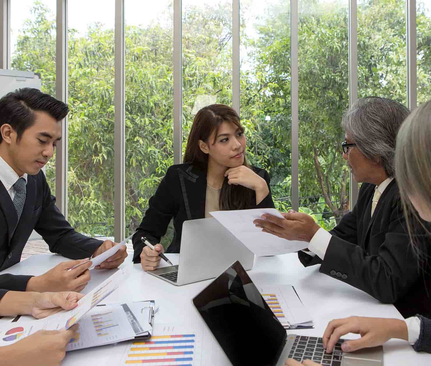 common mistakes planning corporate meeting